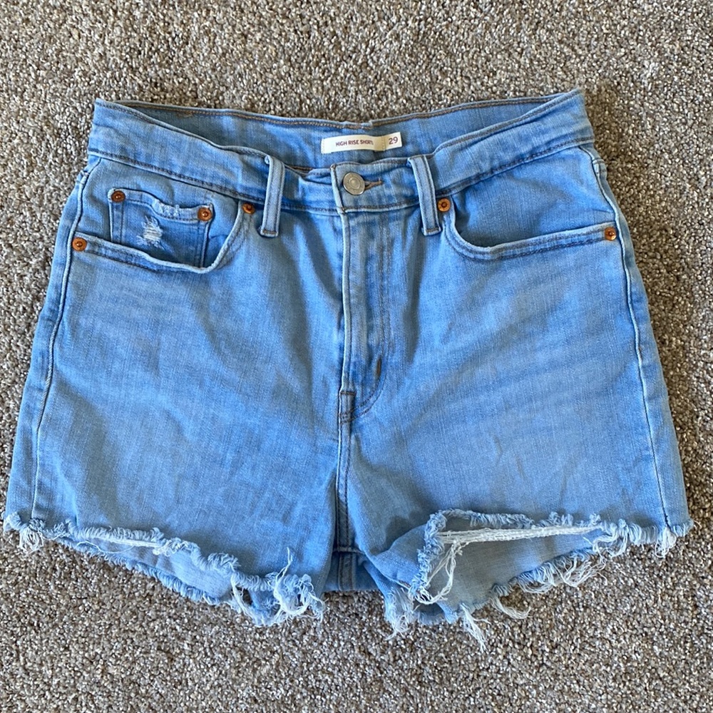 Levi’s High Rise Shortie